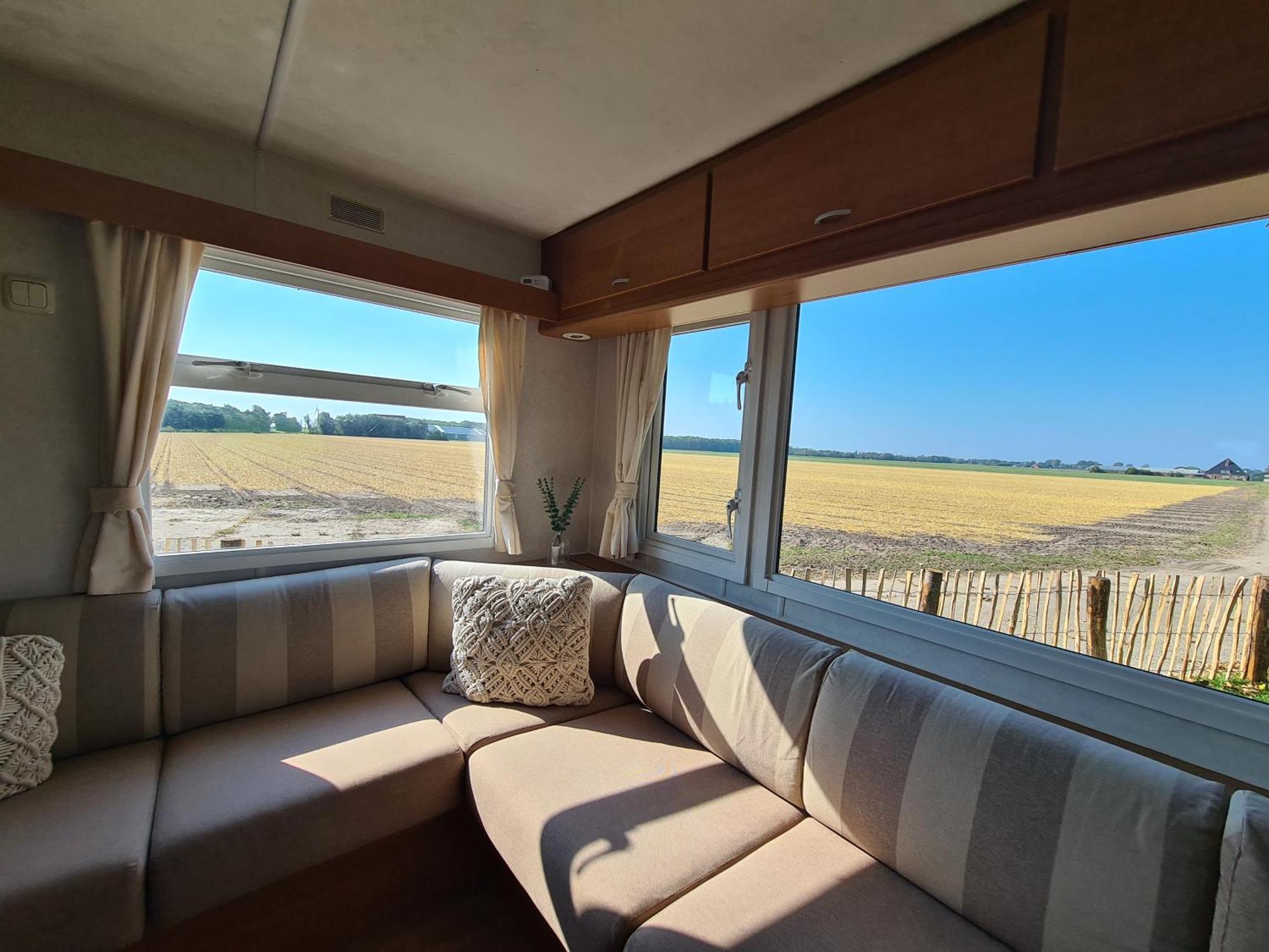Chalet 'Como La Flor' Julianadorp Flowerfields Overview! Bagian luar foto