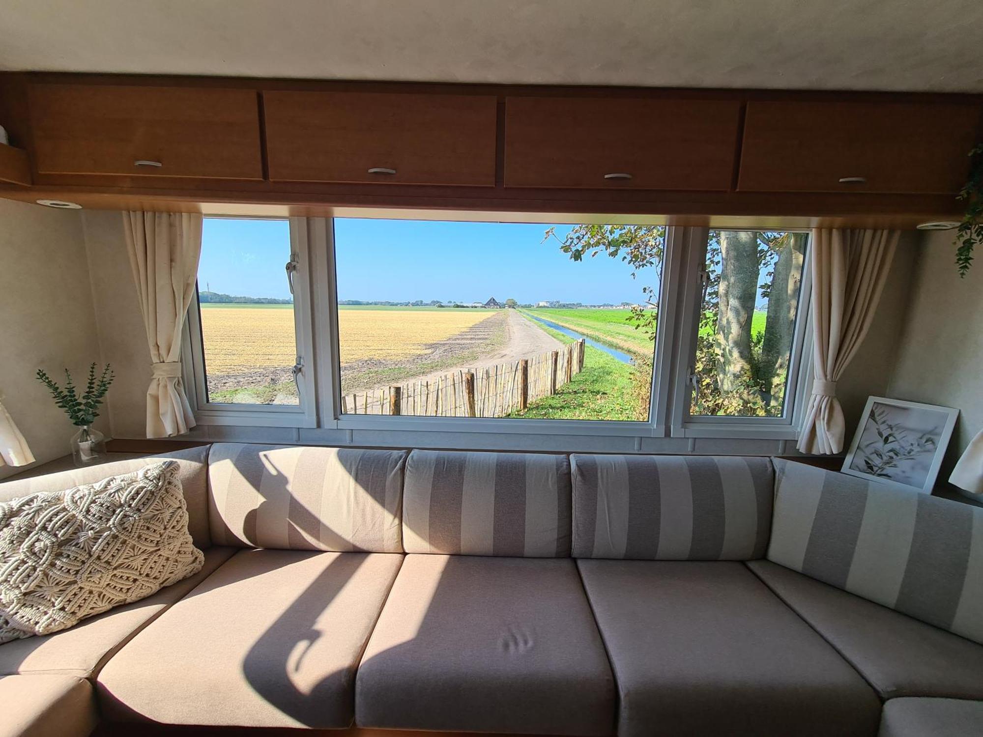 Chalet 'Como La Flor' Julianadorp Flowerfields Overview! Bagian luar foto